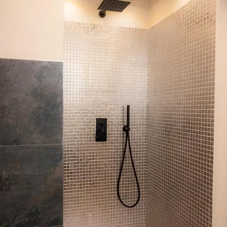 בית הארחה La Signoria Relais פררה